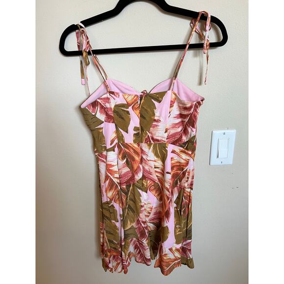 Forever 21 Hawaiian/Floral Dress - Picture 3 of 3